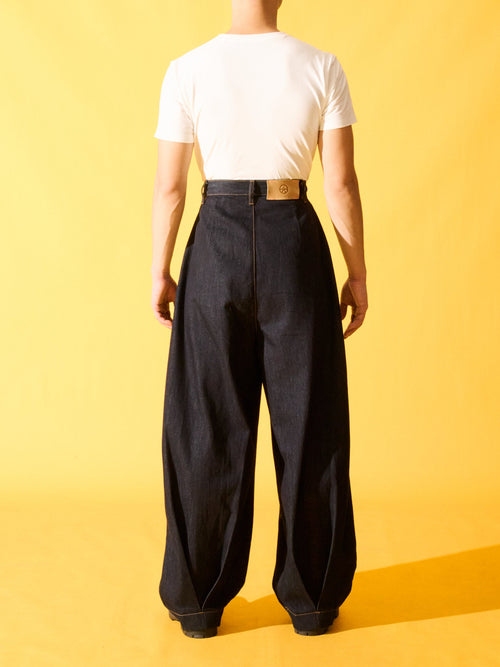 OKIO DENIM THE GIA CURVED PLEAT